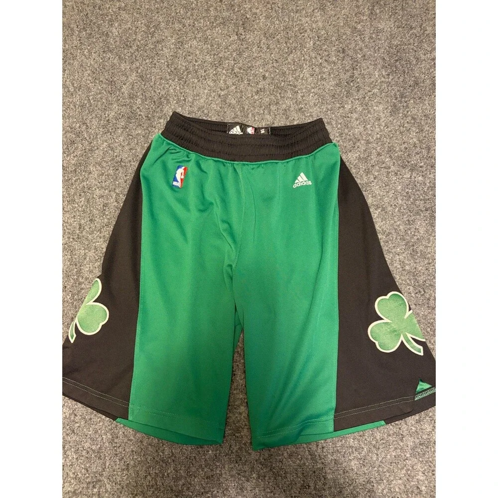 adidas Boston Celtics NBA Basketball Shorts Size S Green Black Shamrock 9809A